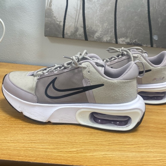 Nike air max INTRLK size 9 - Picture 1 of 3